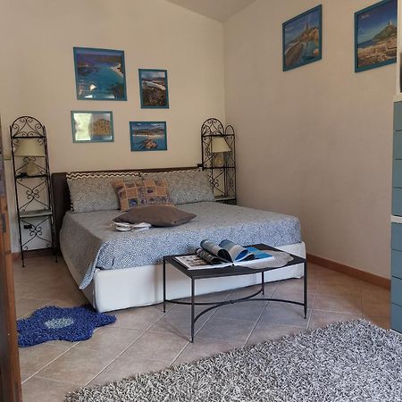 Casa Vacanze Richi&Michi Chia Βίλα Εξωτερικό φωτογραφία