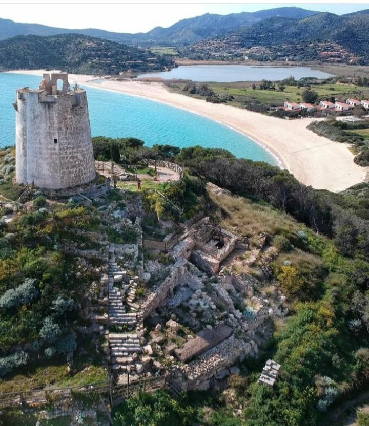 Casa Vacanze Richi&Michi Chia Βίλα Εξωτερικό φωτογραφία