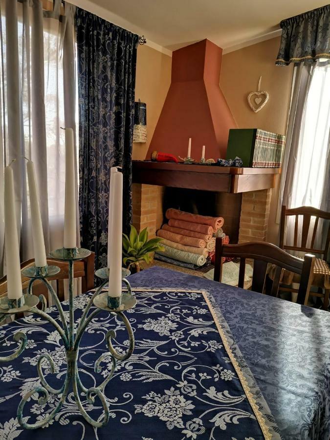 Casa Vacanze Richi&Michi Chia Βίλα Εξωτερικό φωτογραφία